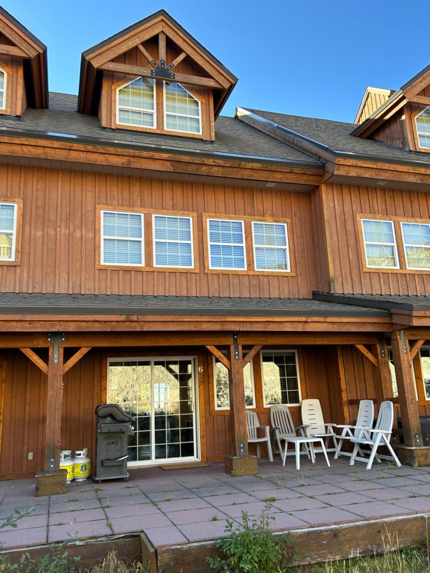3 Bedroom 3 Bath Ski In Ski Out With Private Hot Tub Big White Exterior foto
