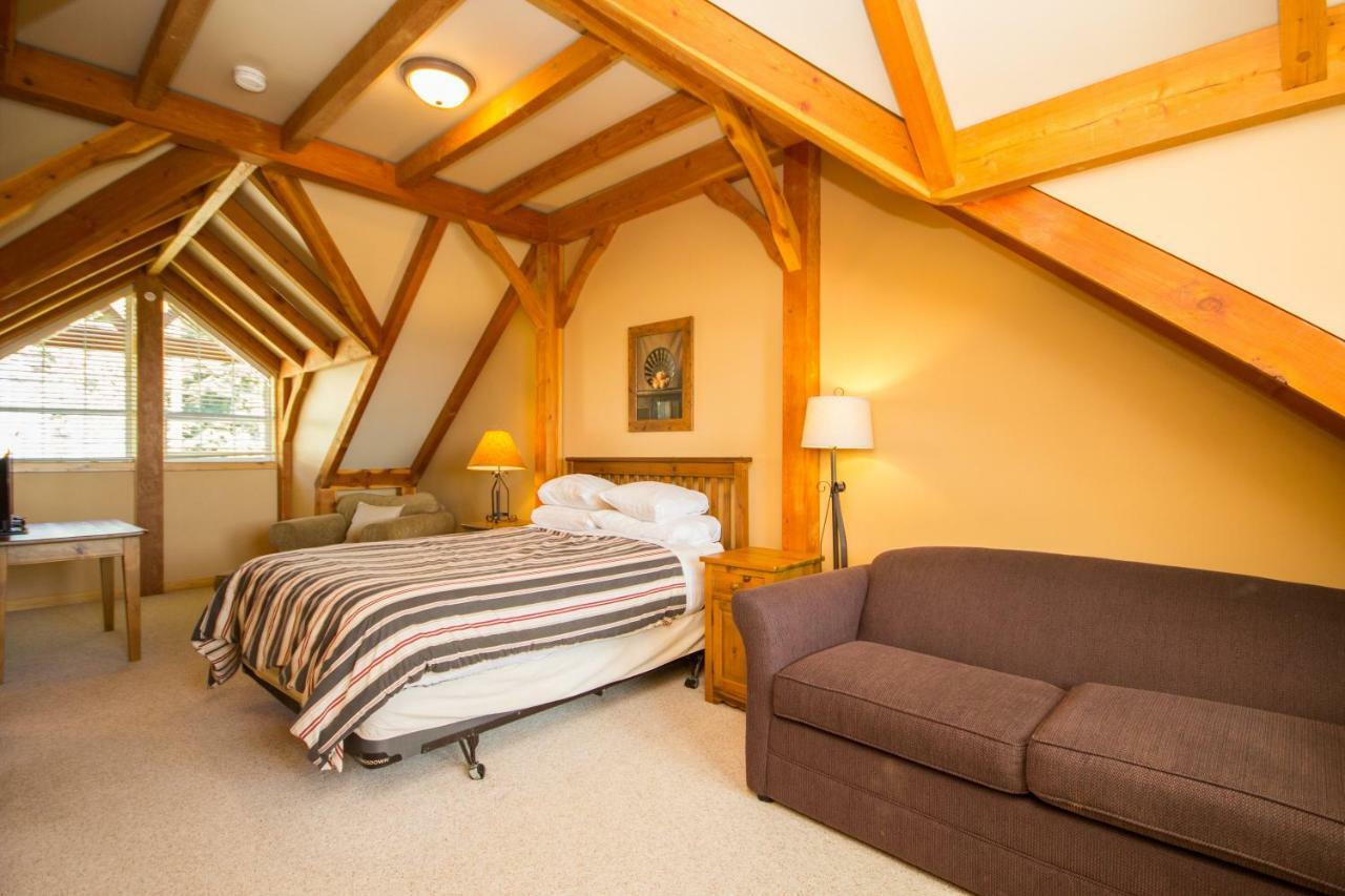 3 Bedroom 3 Bath Ski In Ski Out With Private Hot Tub Big White Exterior foto