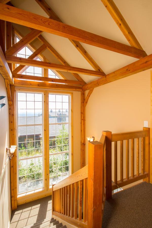 3 Bedroom 3 Bath Ski In Ski Out With Private Hot Tub Big White Exterior foto